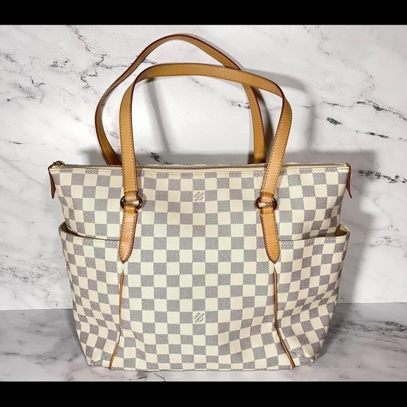 SOLD Authentic Louis Vuitton Totally MM Azur - Picture 2 of 15